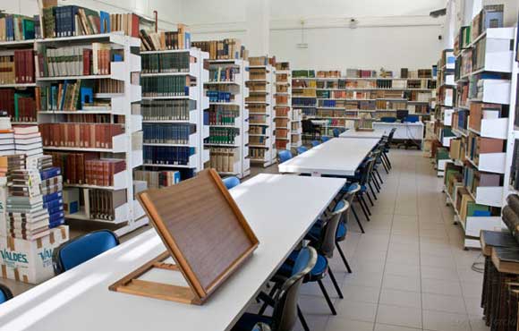 sala consultazione sala consultazione